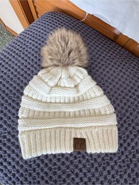 C.C Ivory Knit Beanie with Faux-Fur Pom